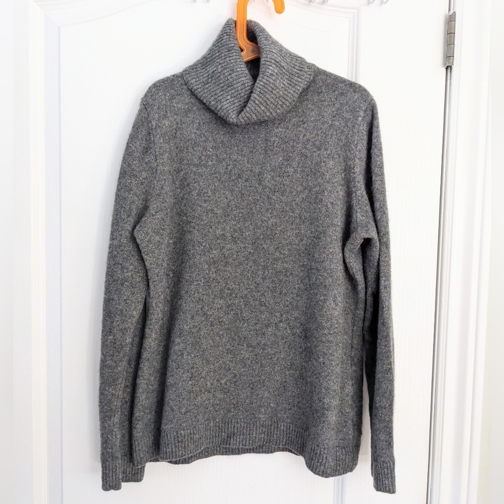 Anne Klein 100% cashmere turtleneck sweater heather grey small